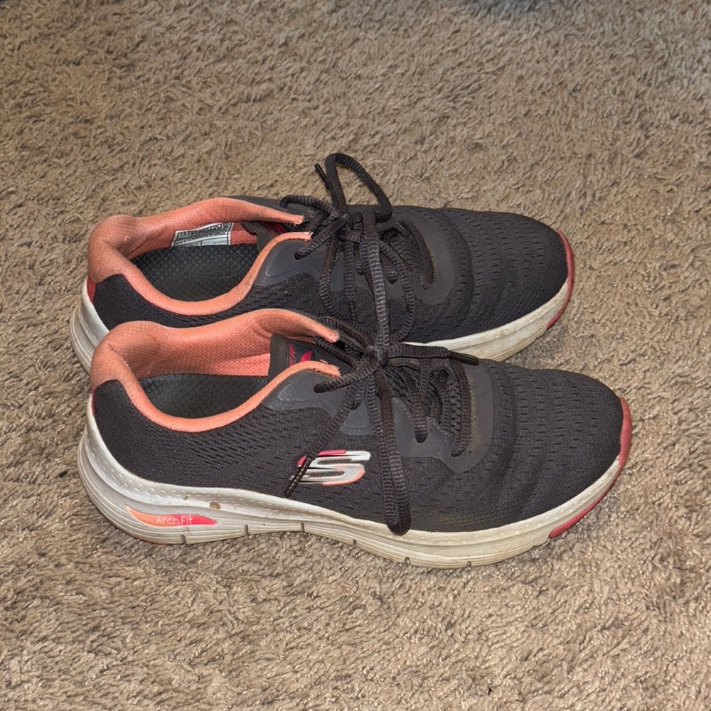 Skechers Women's Black and Coral Sneakers
